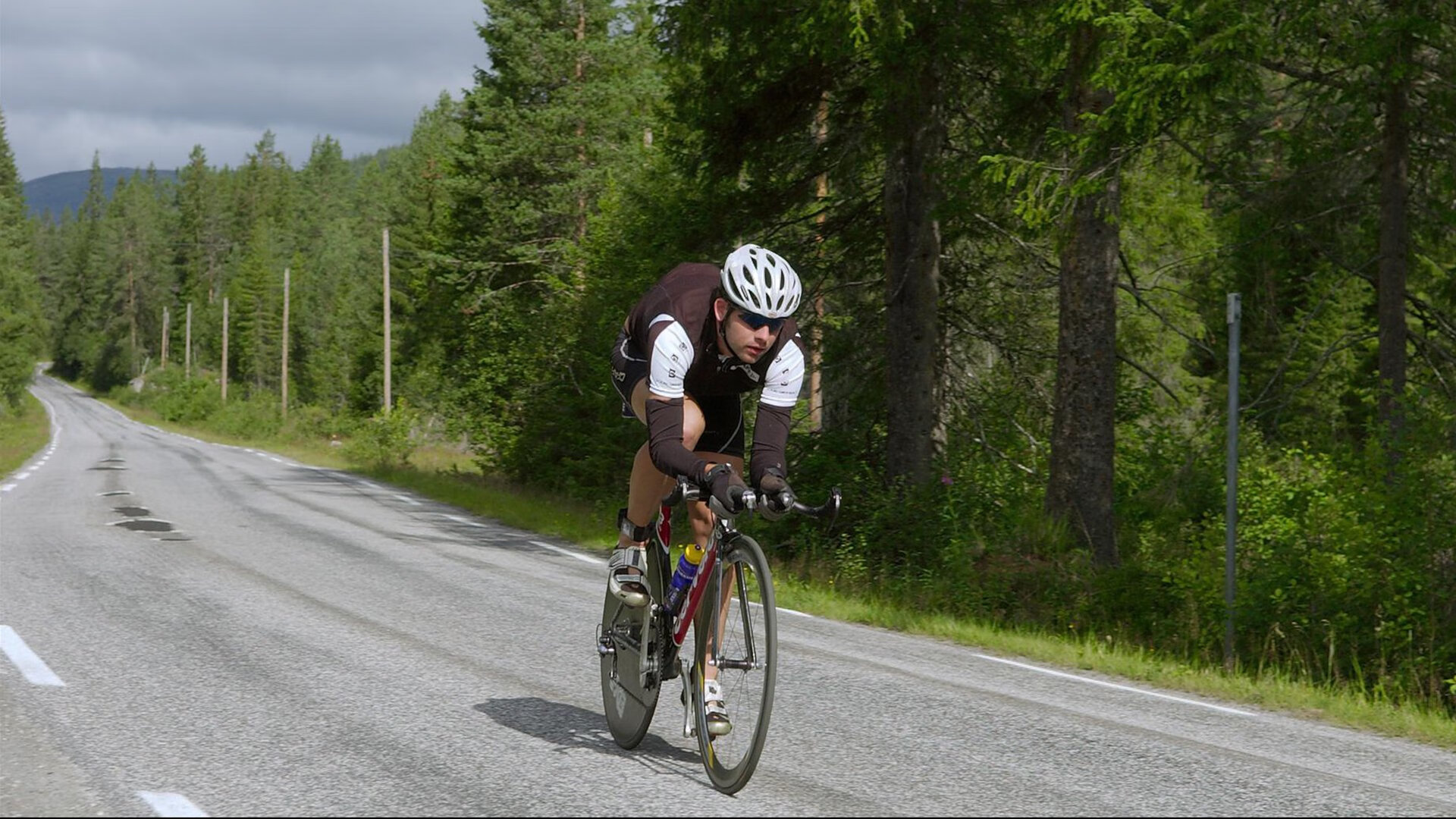 世俱杯“东道主奇迹”：本地球队逆袭强敌赢得首胜